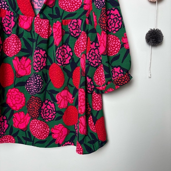 Michelle McDowell You’re Mine Roses Floral Red and Green Blouse - Picture 3 of 7